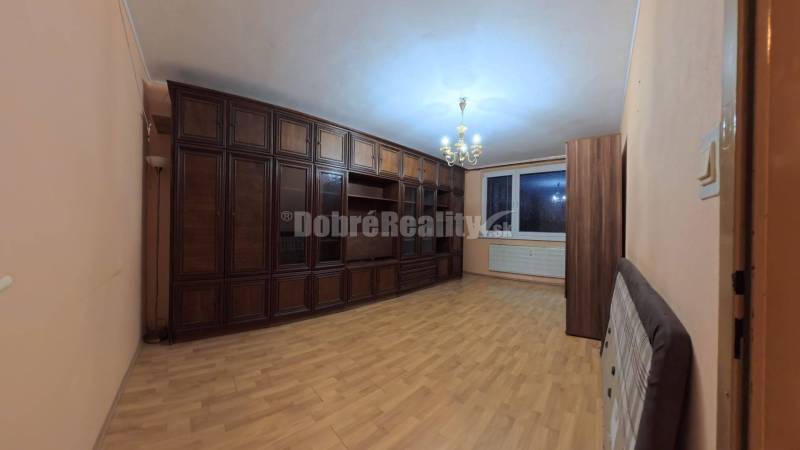 DOBRÉ REALITY ponúkajú priestranný 2-izbový byt 67 m²  