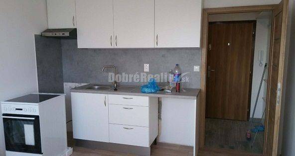 RK Dobré reality predáva garsónku v Nových Zámkoch