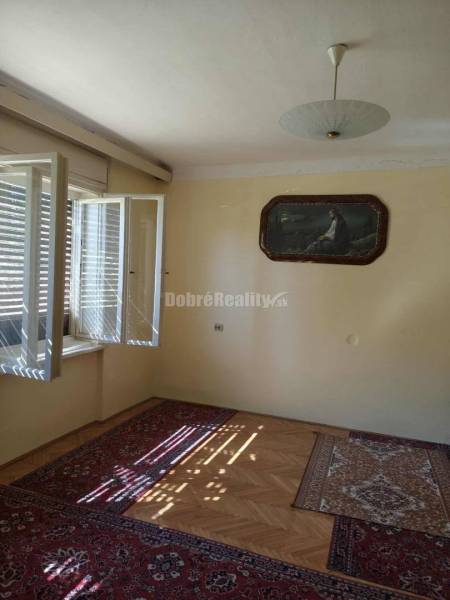 Ponúkame Vám na predaj 3-izb. rodinný dom vo Dvoroch nad Žitavou len 8