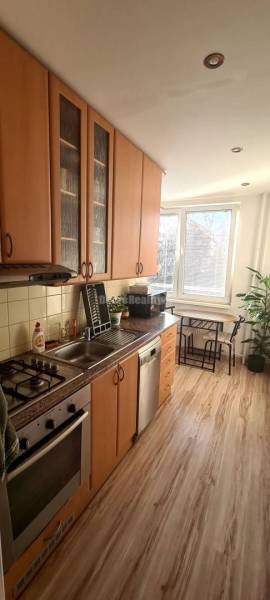 Dobré reality na predaj 2,5 izb.byt po kompletnej rekonštrukcii