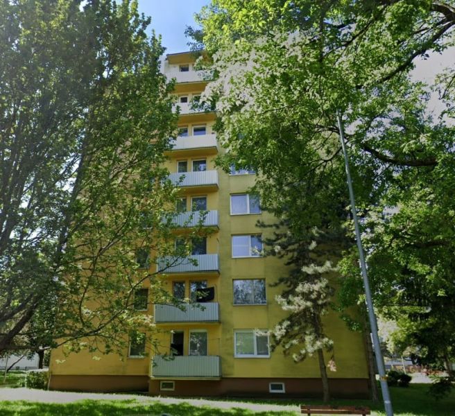 andreja hlinku 40.jpg
